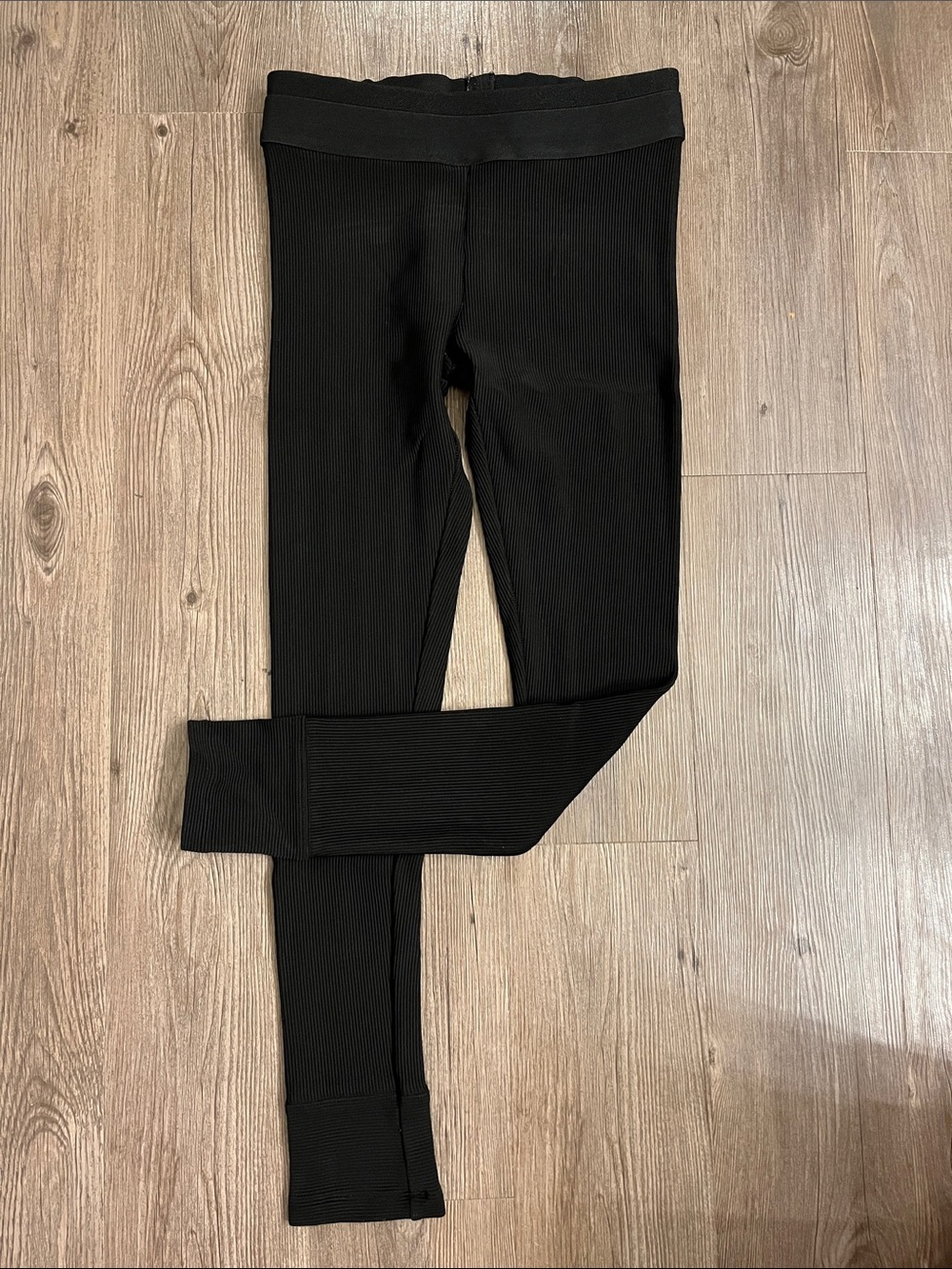 BCBGMaxAzria Black Ribbed Leggings